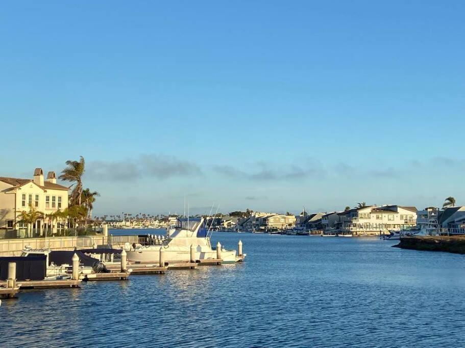 Gateway To Oxnard Beach 外观 照片